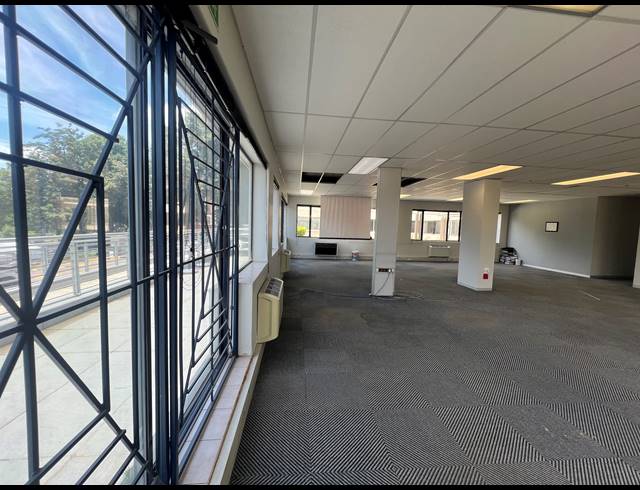 208M² OFFICE TO LET IN ILLOVO